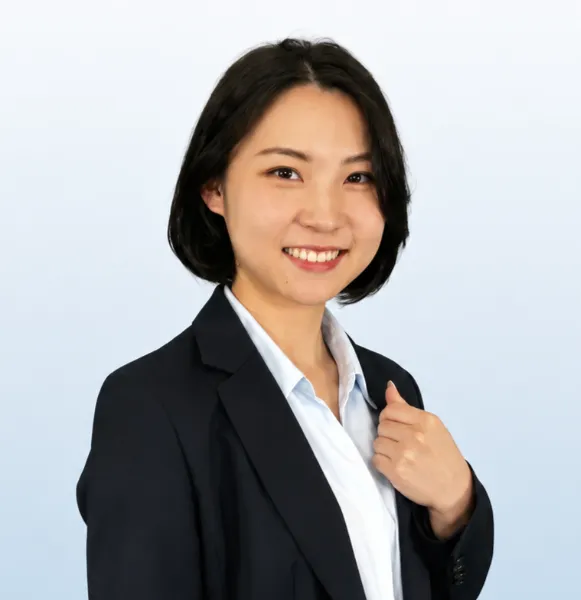 髙信 彩